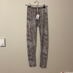 Leopard print leggings small #82